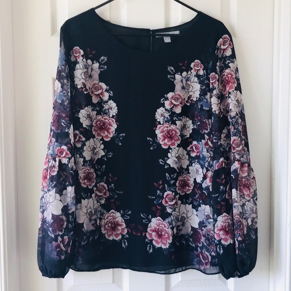 Valerie Stevens Tops - Floral Long Sleeves Blouse